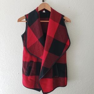 💜 3/$15 Flannel vest